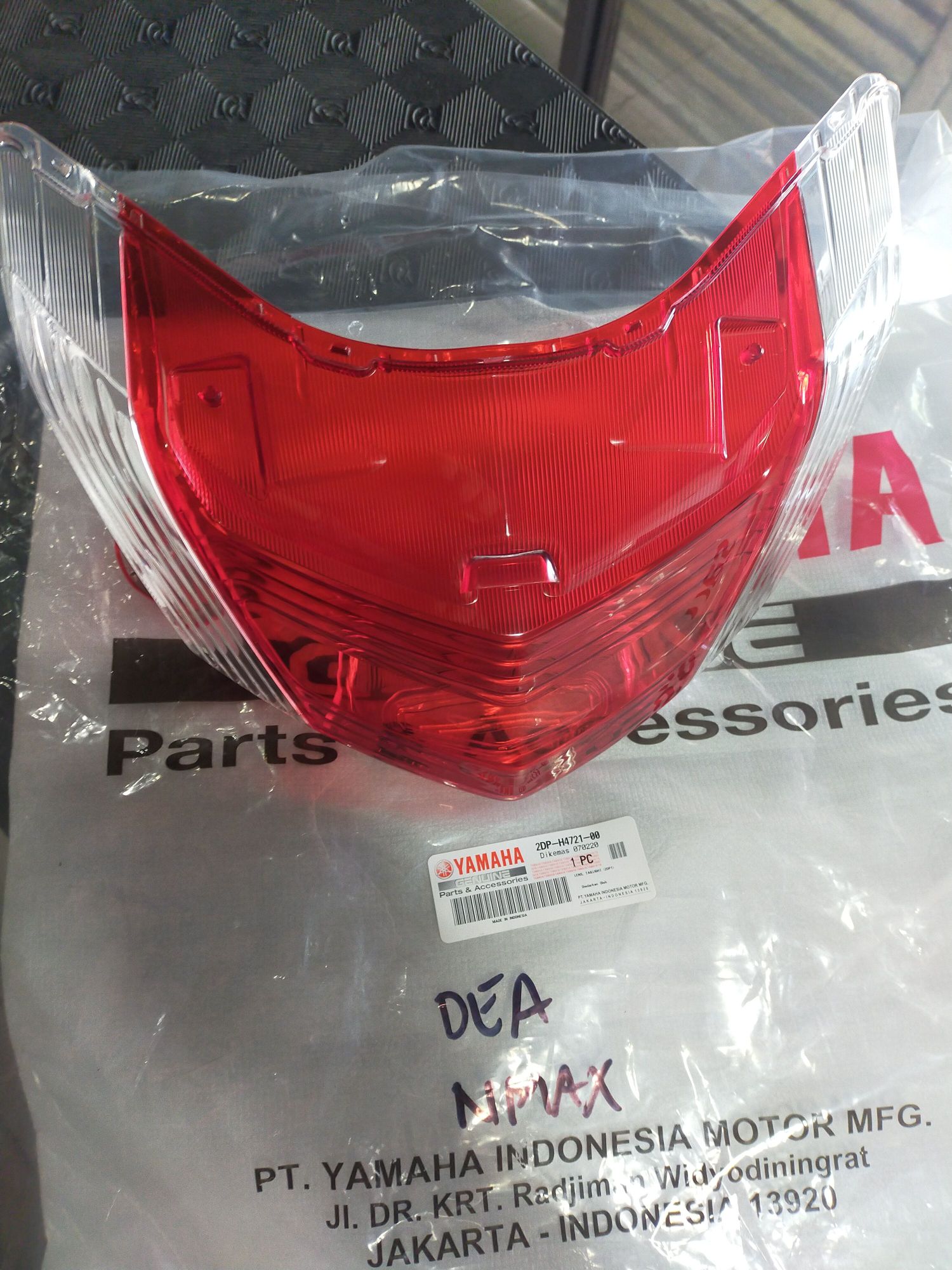 YAMAHA NMAX V1 TAIL LIGHT LENS 2DPH47210000 Lazada PH