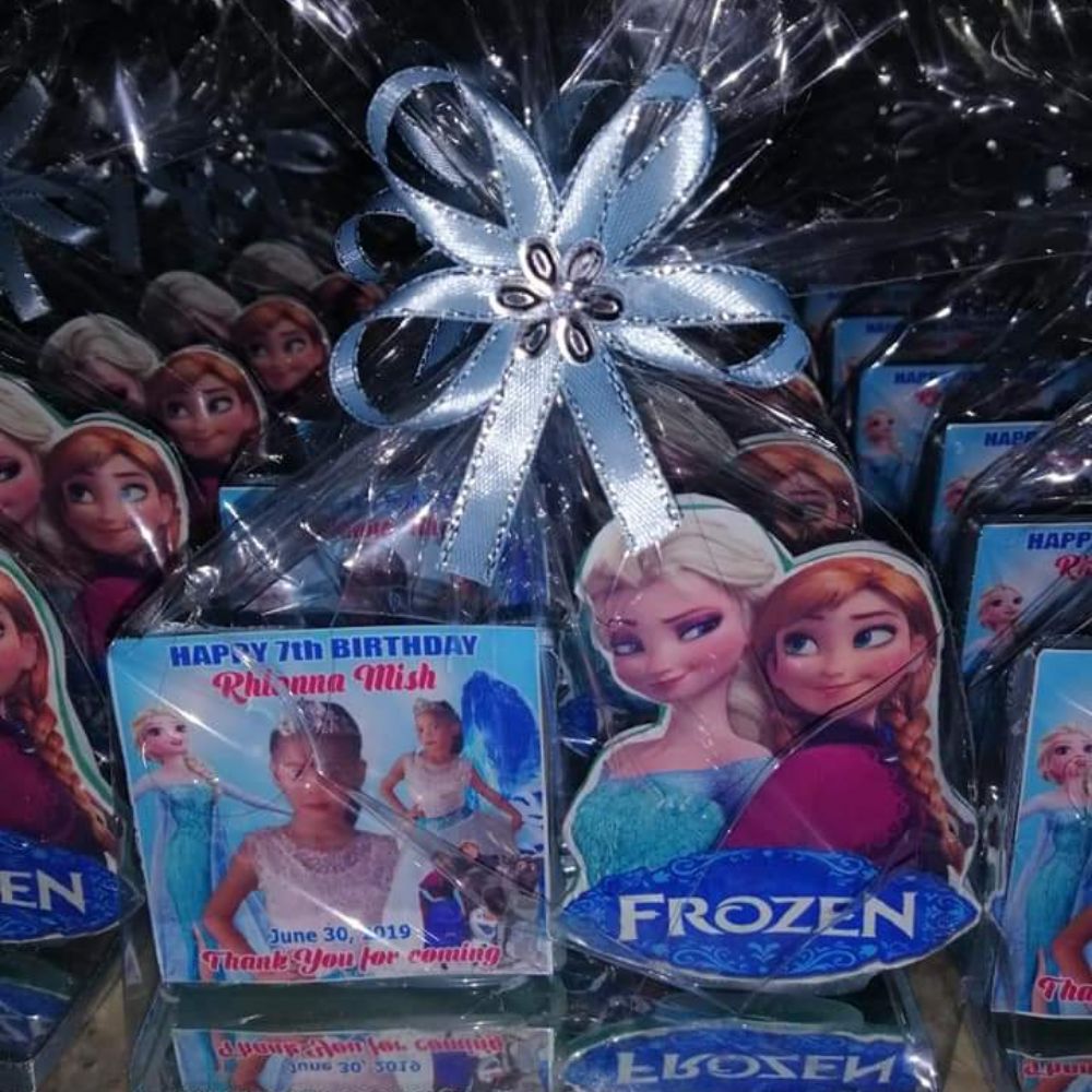 frozen-theme-souvenir-invitation-at-tarpaulin-lazada-ph