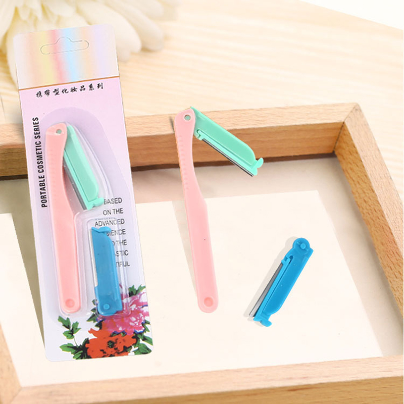 High quality eyebrow set is fashionable and compact simple and easy to use. Safety. Very convenient