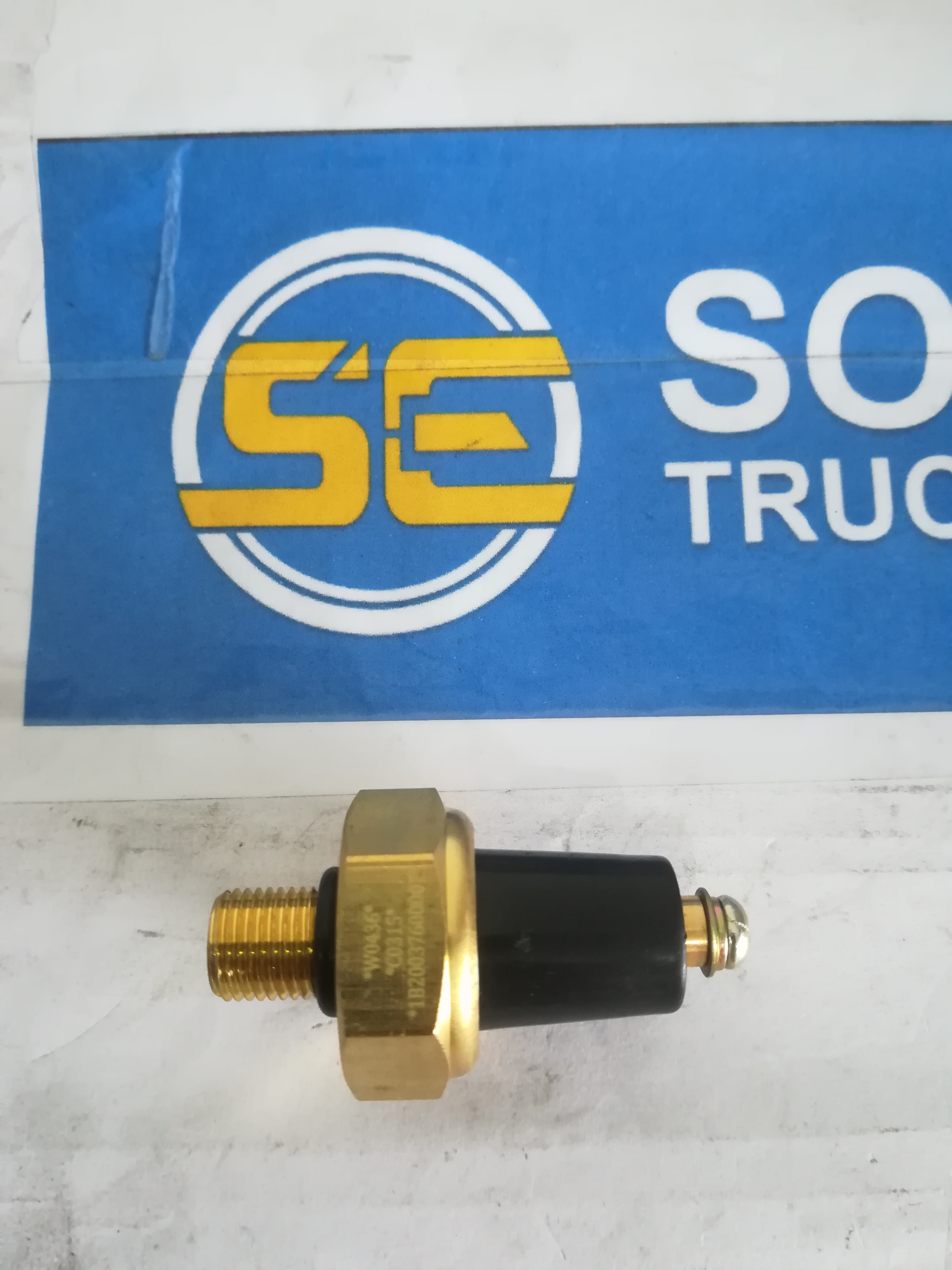 FOTON OIL PRESSURE SENSOR / OIL SENDING FOR FOTON TRAVELLER /C4.5/ C3.5