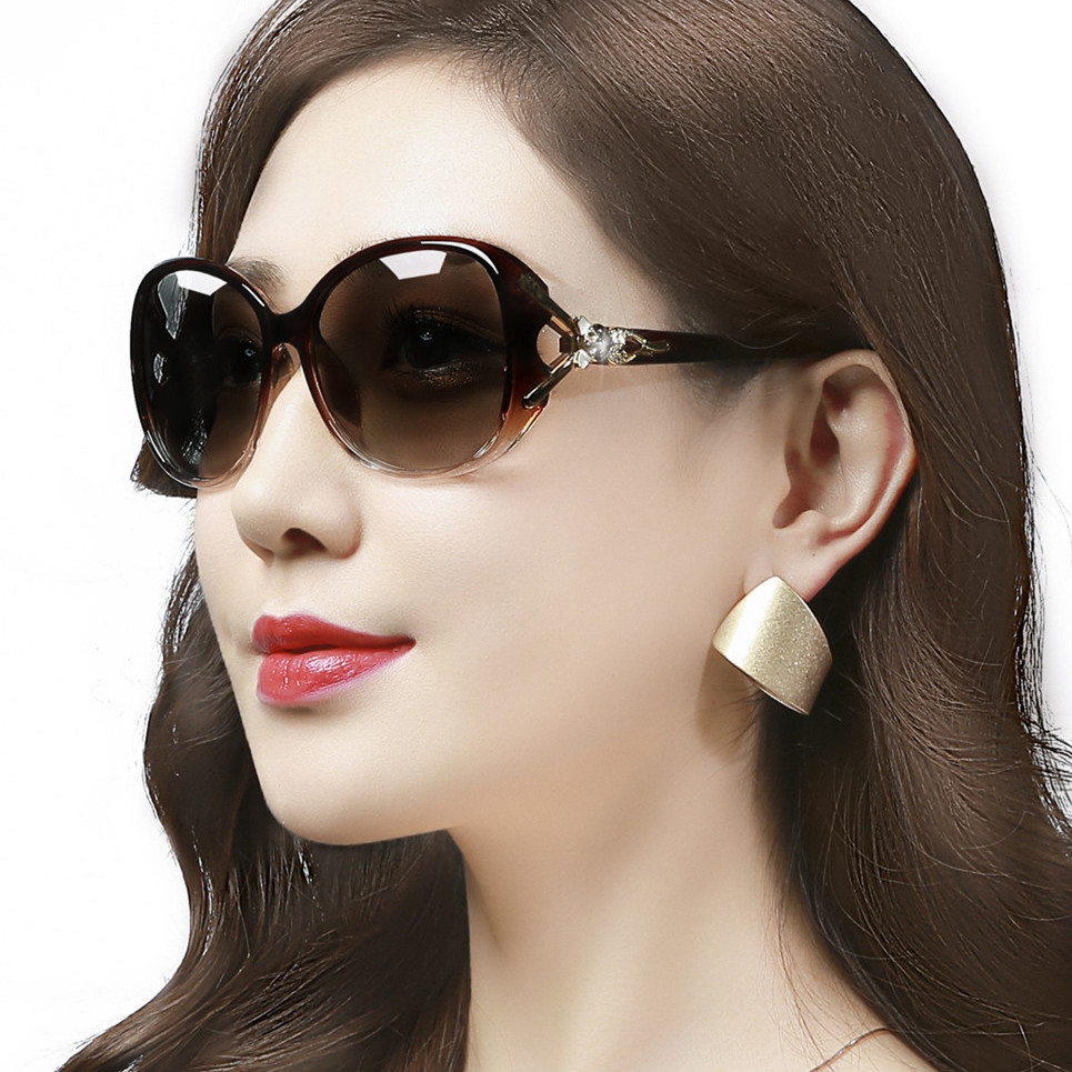 The new round face polarizing sunglasses female boom Ms. Han edition