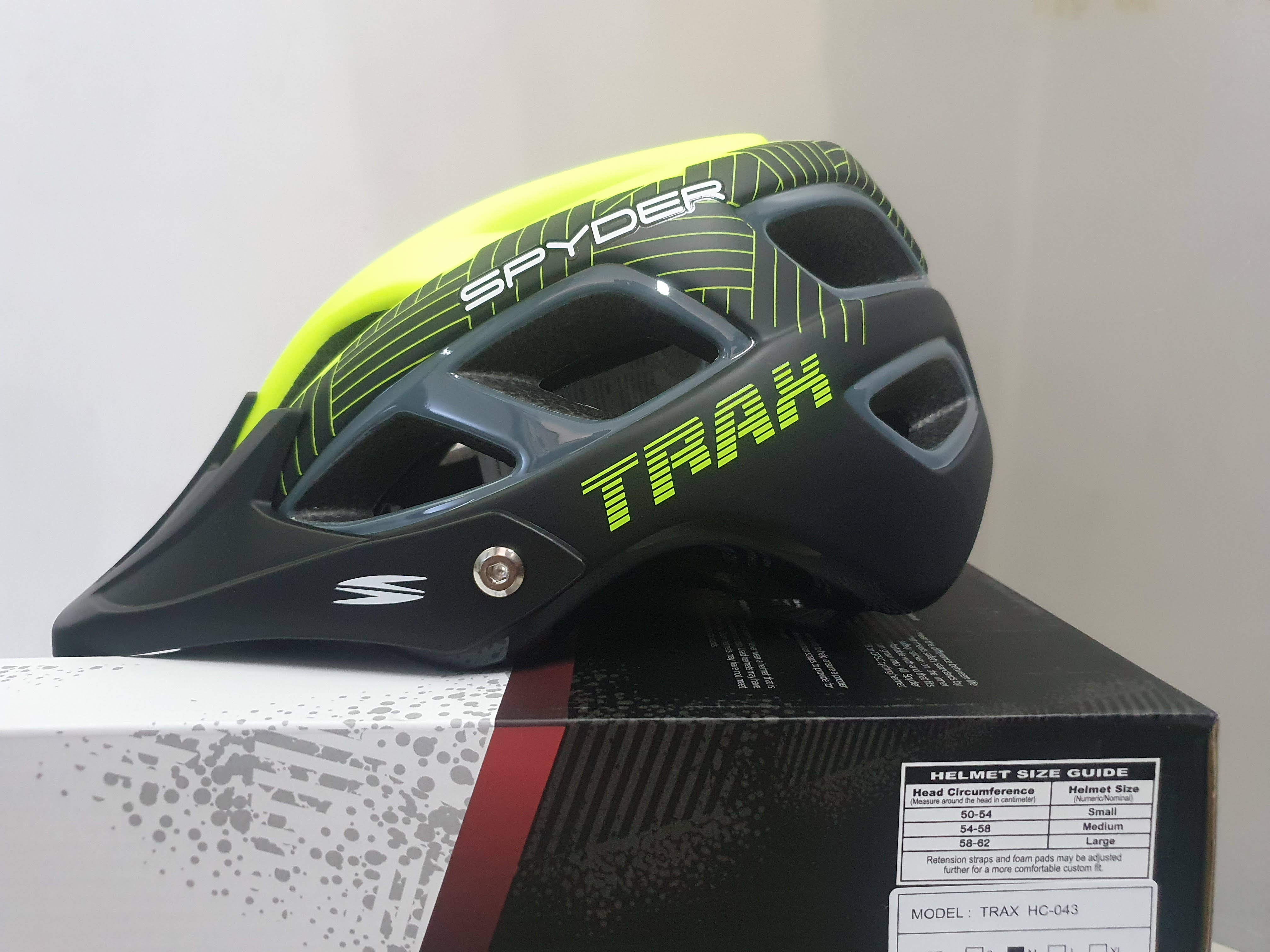 trax bike helmet