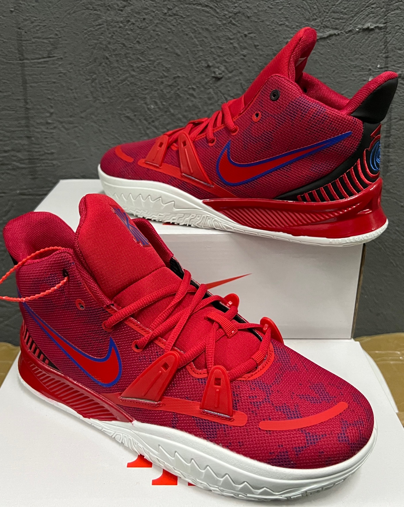 Kyrie 7 EP Outdoor nonslip High Cut Basketball Shoes For Men rubber