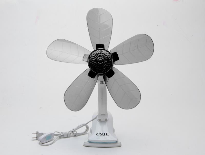 Mini clip fan student dormitory home bed big wind ultraquiet desktop