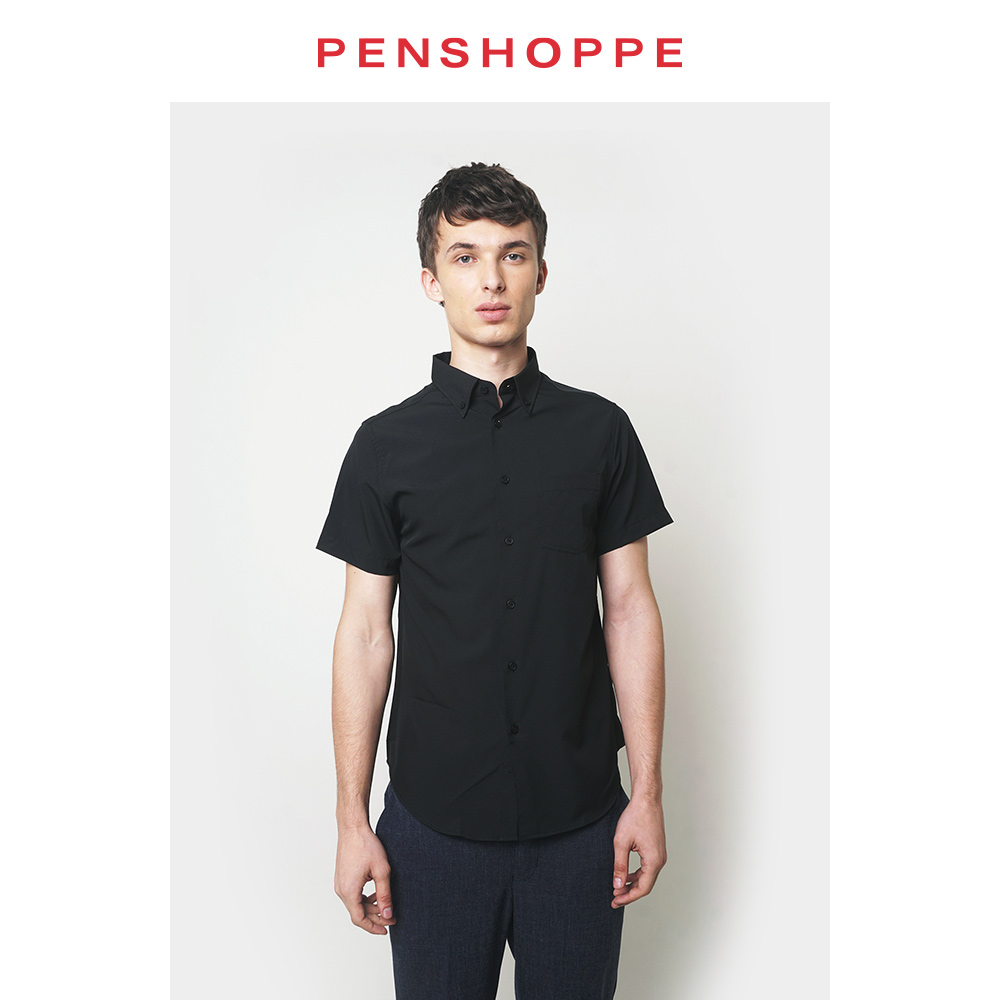 black short sleeve shirt