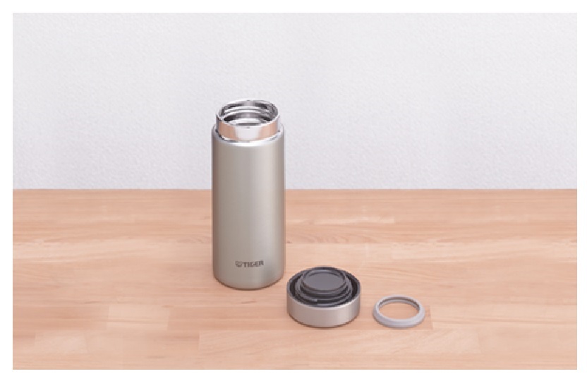 Tiger Mmz-K050-Xm Thermos Matte Stainless Vacuum Insulated Bottle 500m