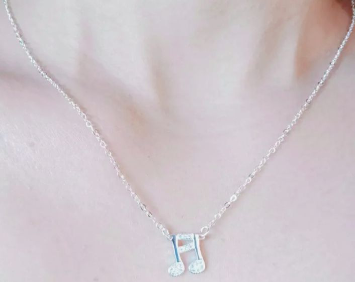 92.5 Ladies Silver Necklace: Buy sell 
