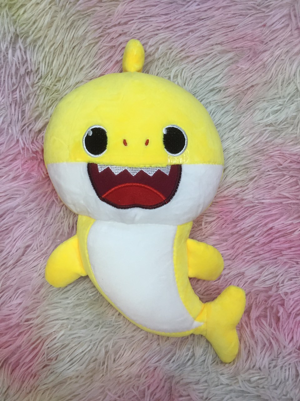 Huggable Baby Shark, Mommy Shark, Daddy Shark Plush Stuffed Toys