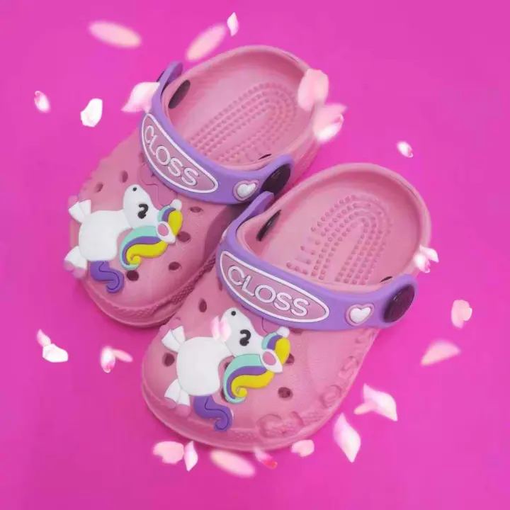 children's croc style shoes