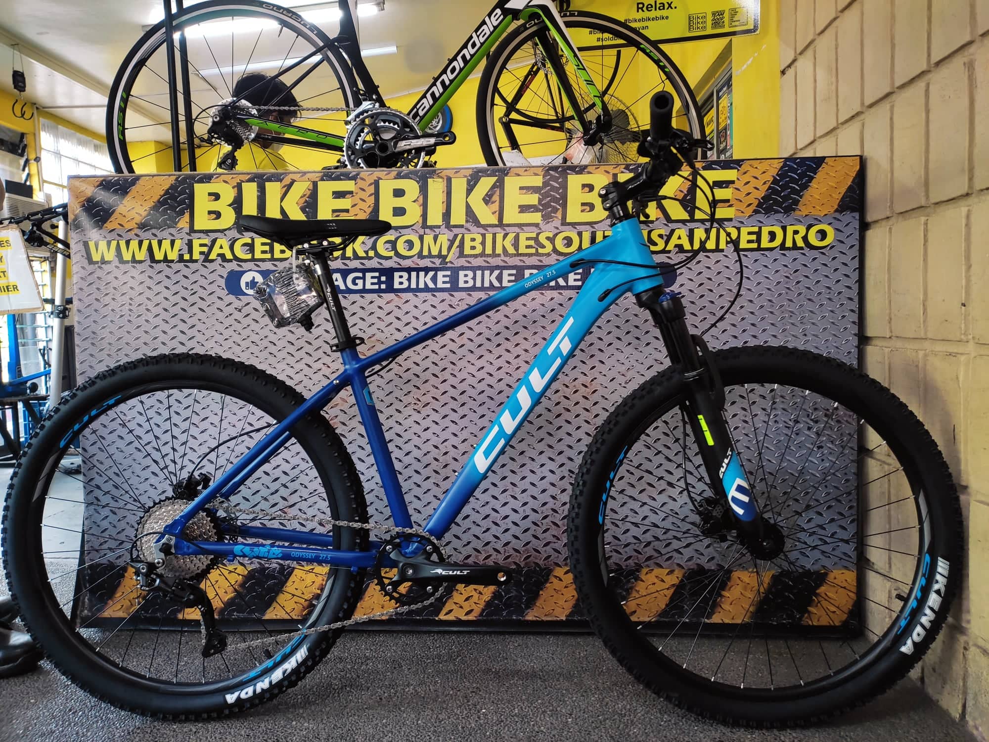 Bogda sportchi ayolni sikdi