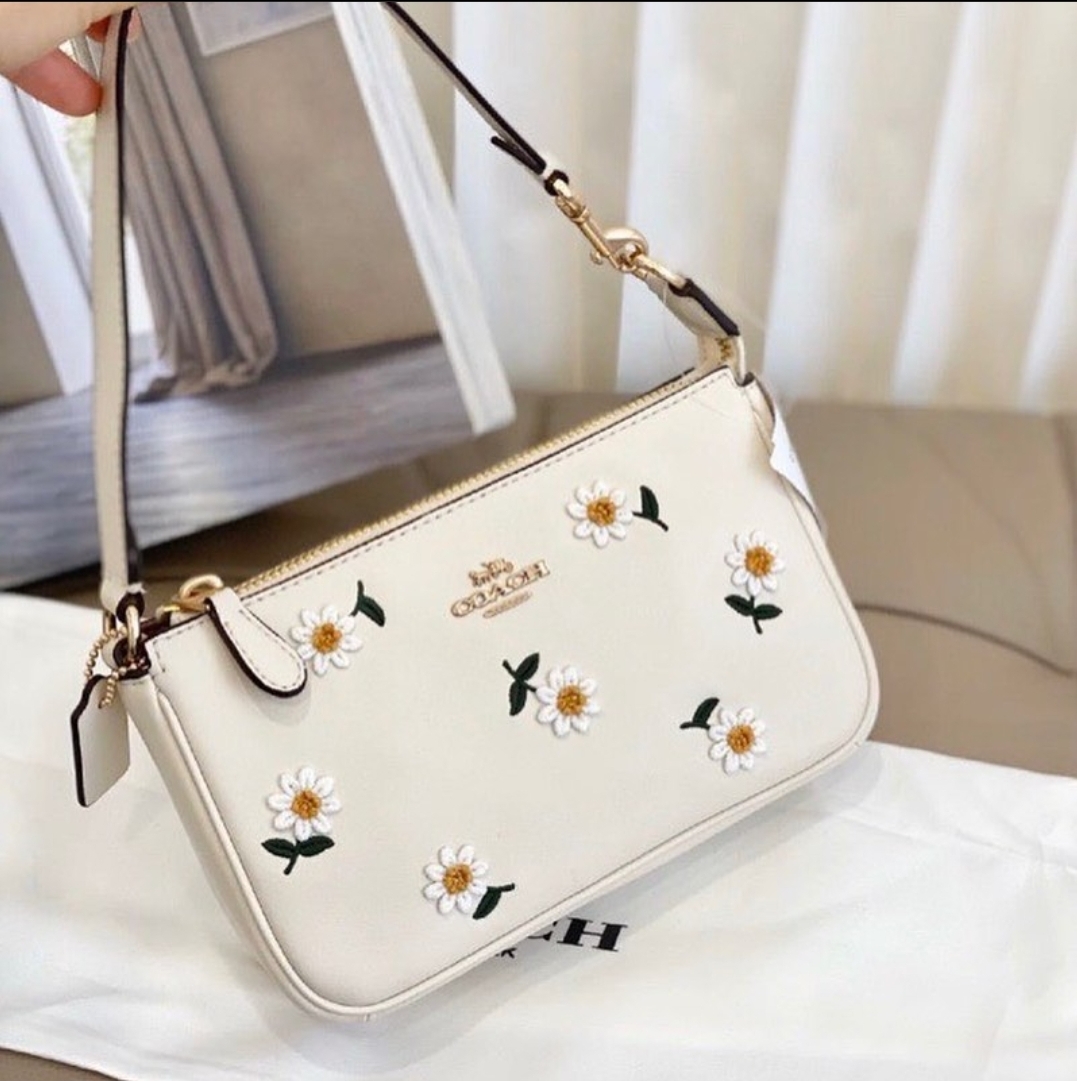 BAG Influence - Coach Nolita 19 With Daisy Embroidery ◾Style No