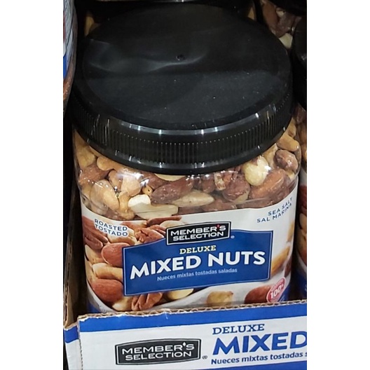 Delicious Nuts Member's SelectionKirkland Signature Whole Cashew Nuts