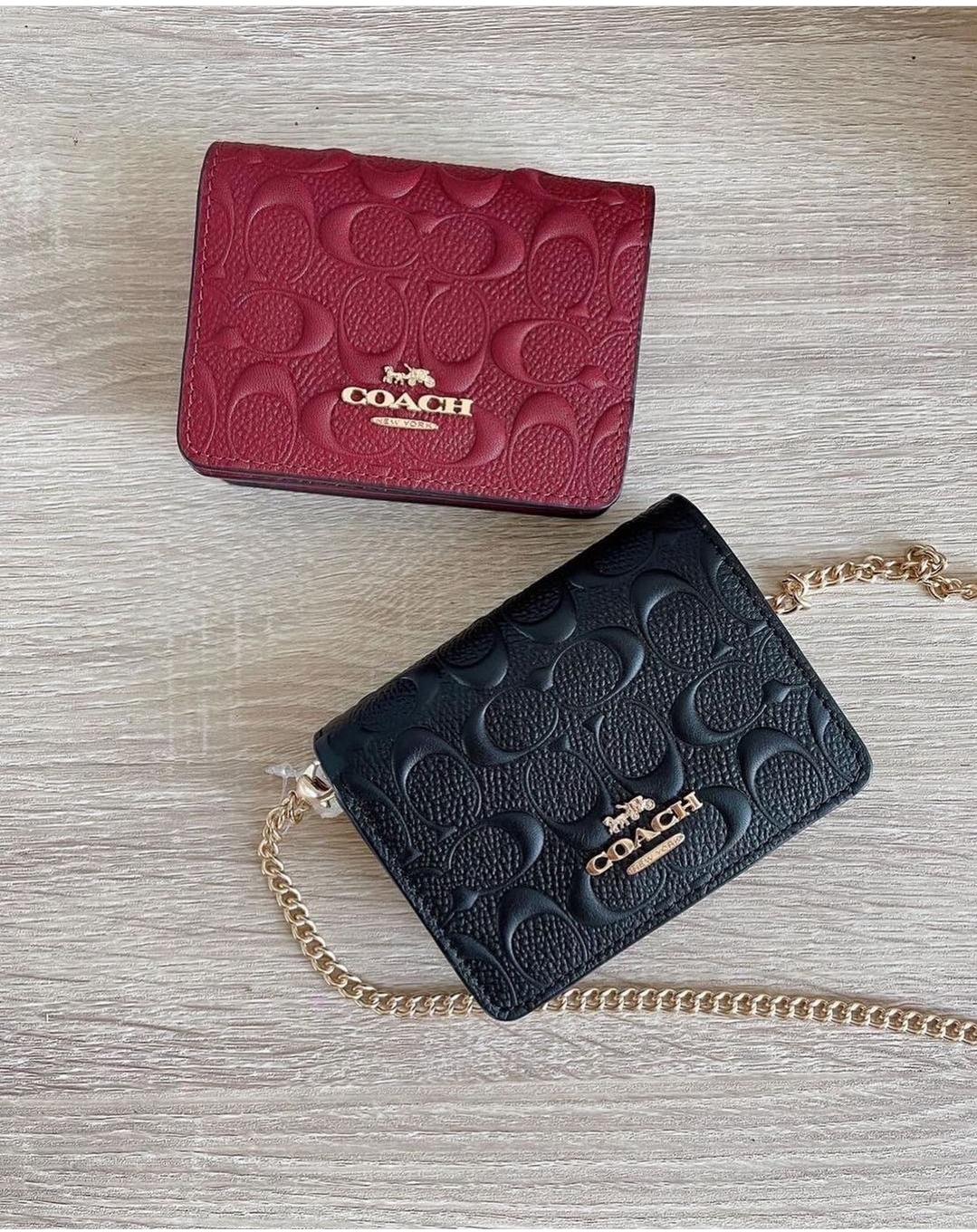 Guaranteed Authentic Coach Mini Wallet On A Chain In Signature Leather ...