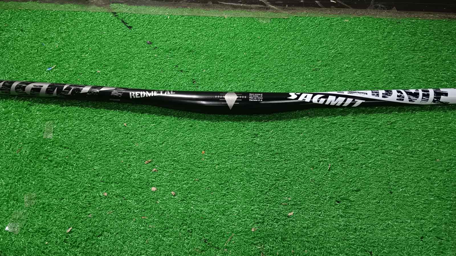 sagmit red metal handlebar