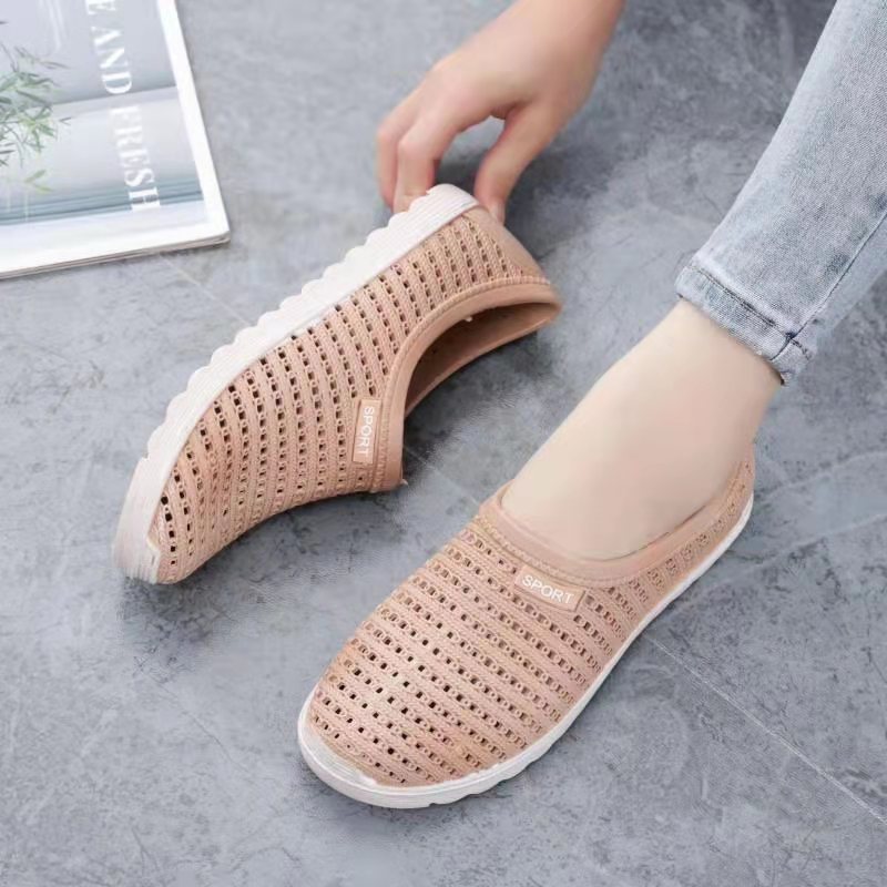 NEW Crocs korean fashion shoes for women (rubber) | Lazada PH