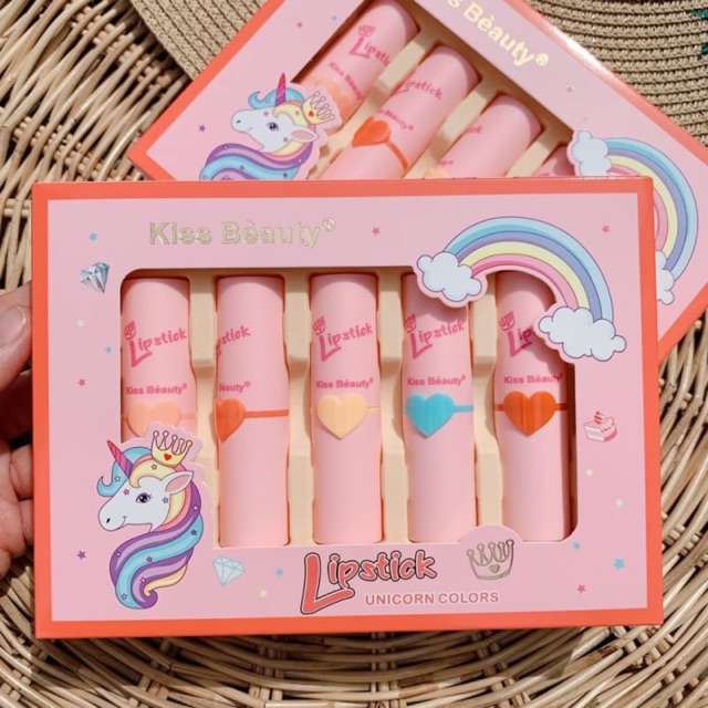 kiss beauty lipstick unicorn