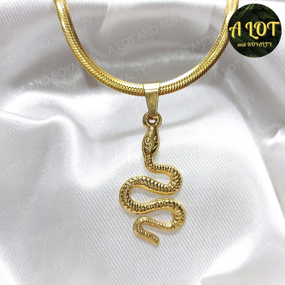 Anaconda necklace hot sale