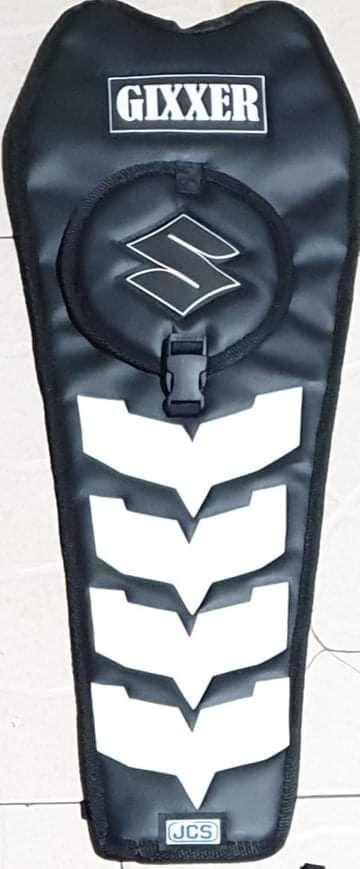 gixxer tank cover
