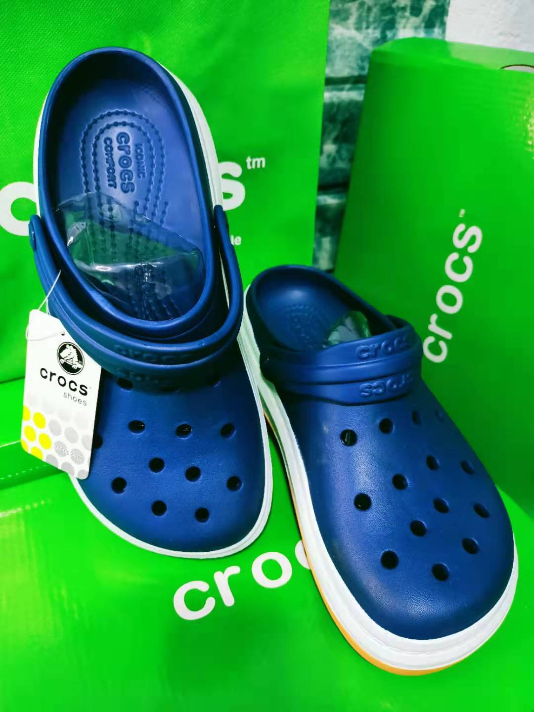 odel crocs