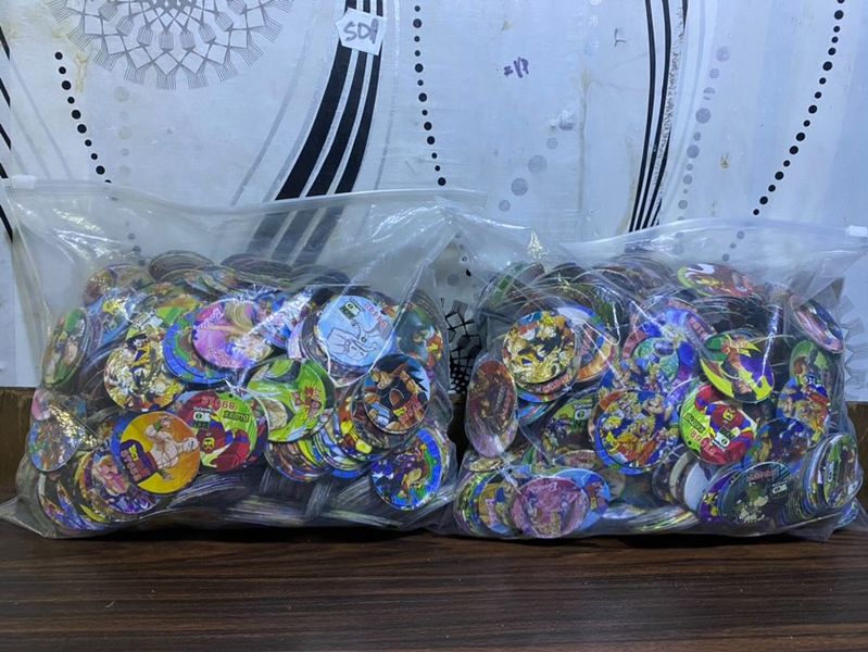 Pogs Assorted 950 pieces 1 kilo | Lazada PH