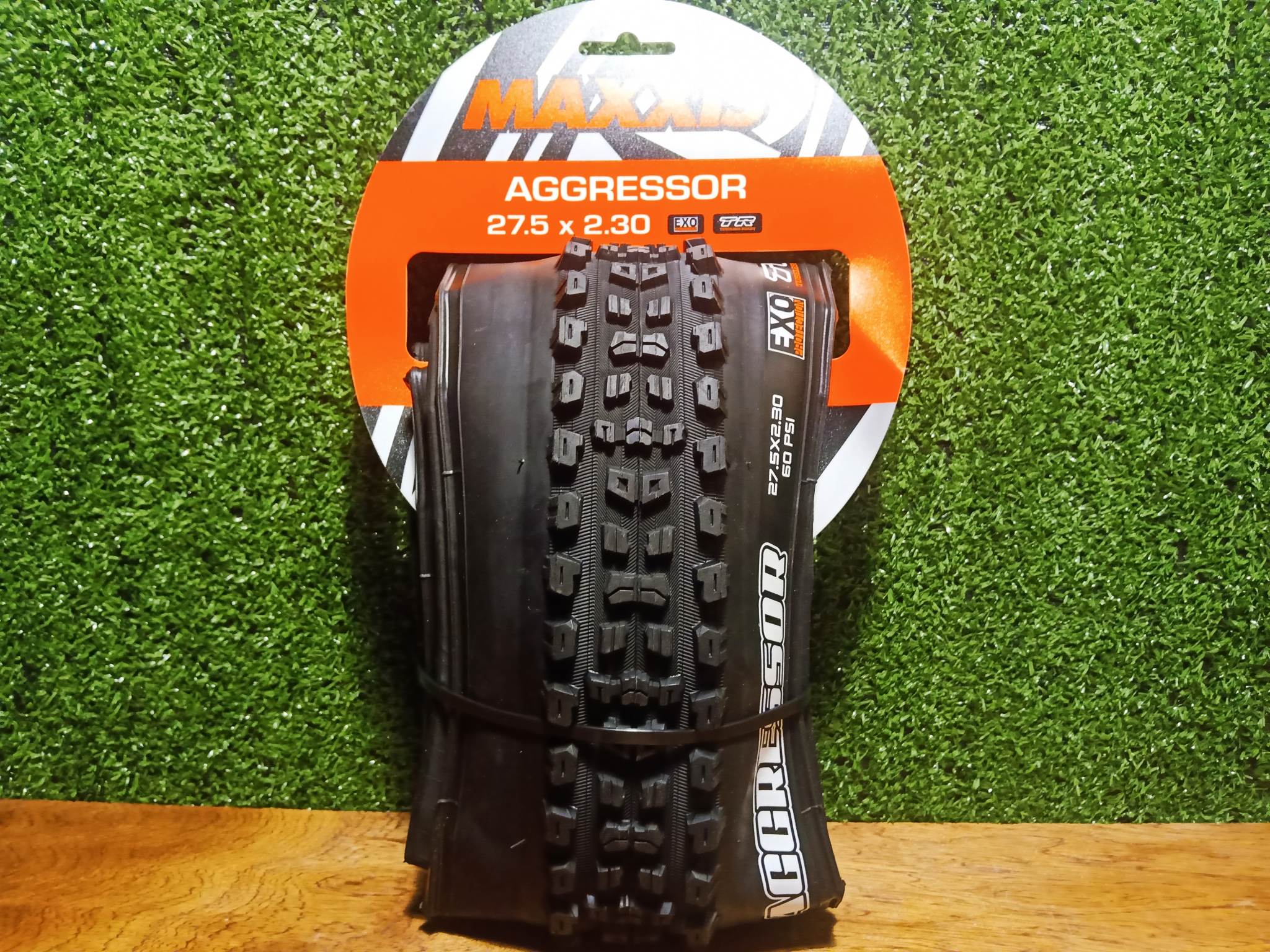 Maxxis aggressor best sale 27.5 x2 5