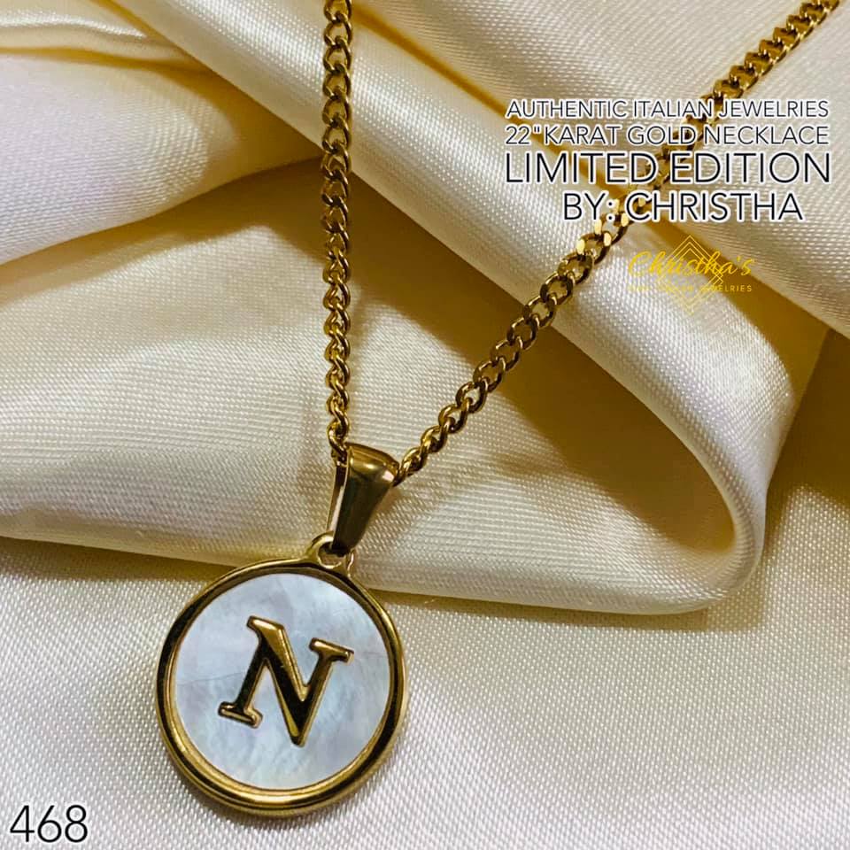 Vintage 22K yellow gold letter N 