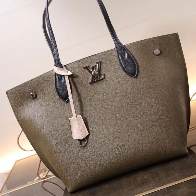 louis vuitton on the go handbag