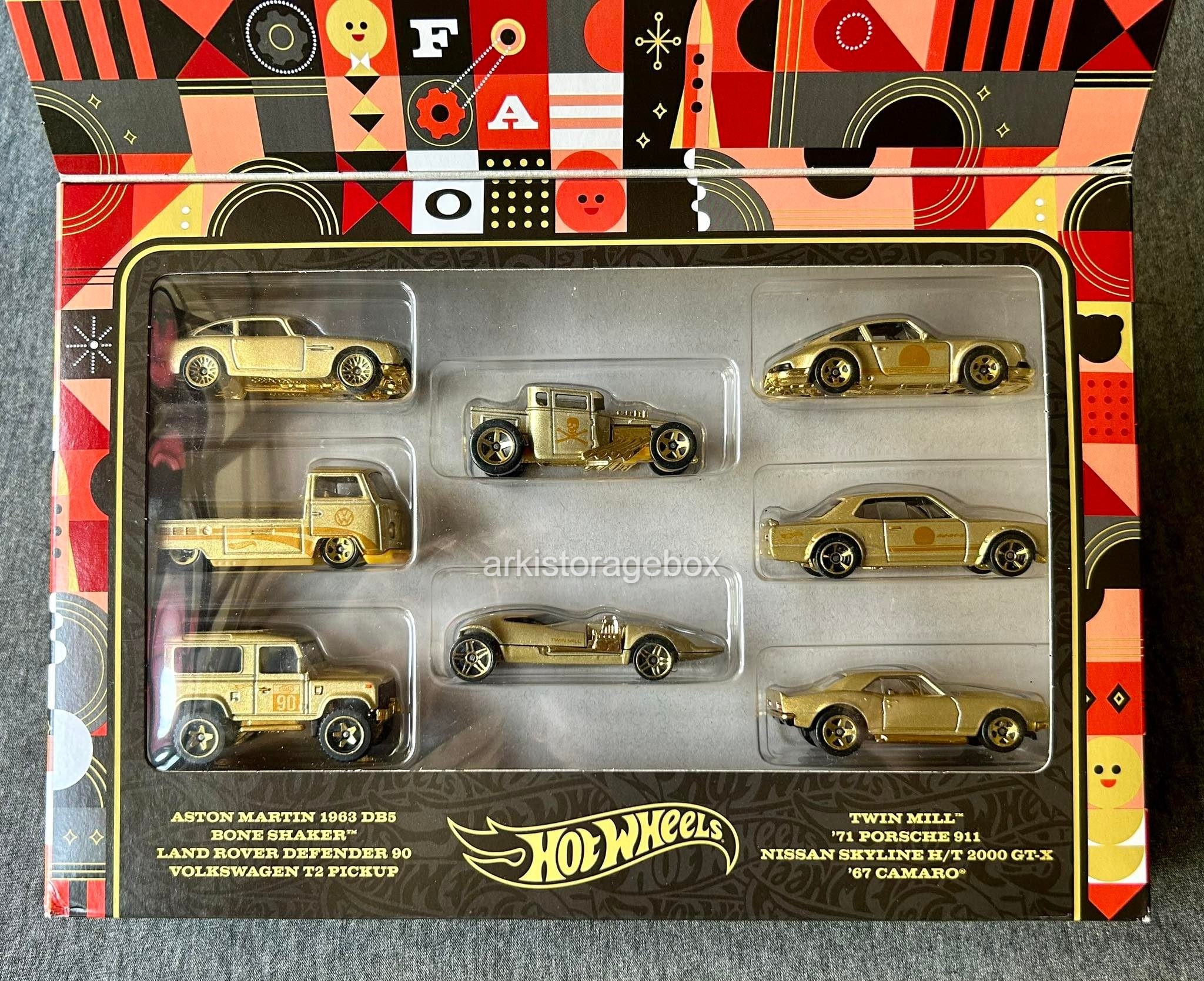 Hot Wheels FAO Schwarz Gold Vehicles 160th Anniversary Skyline Porsche ...