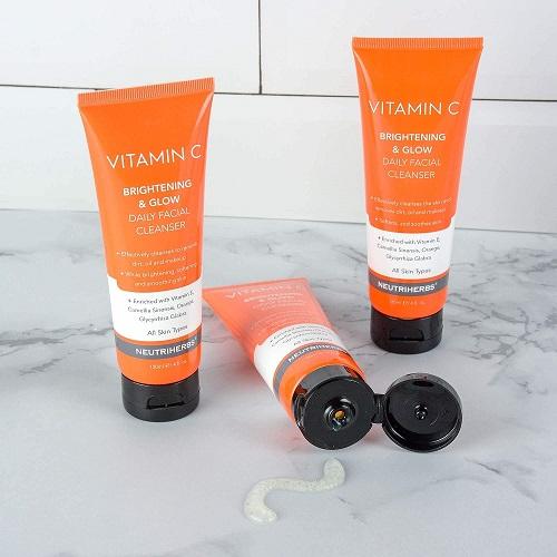 vitamin c brightening and glow daily facial cleanser