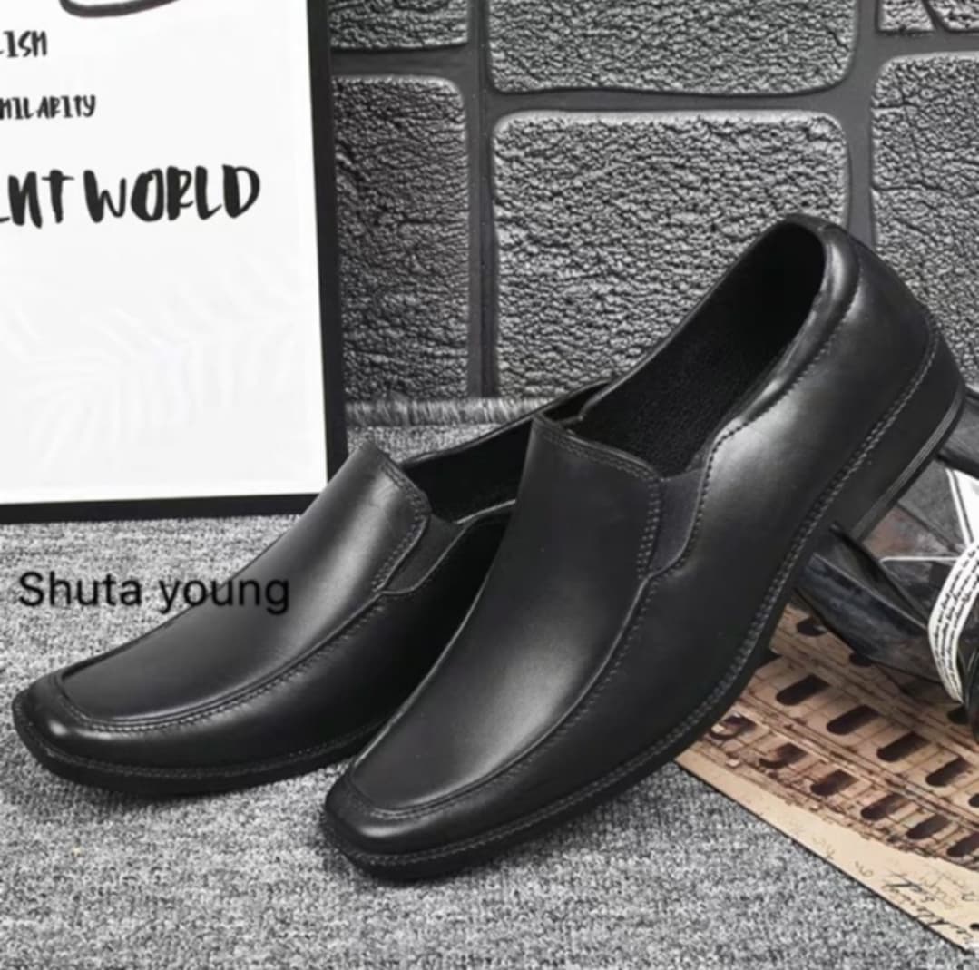 Durable black shoes for him.Rubberized 