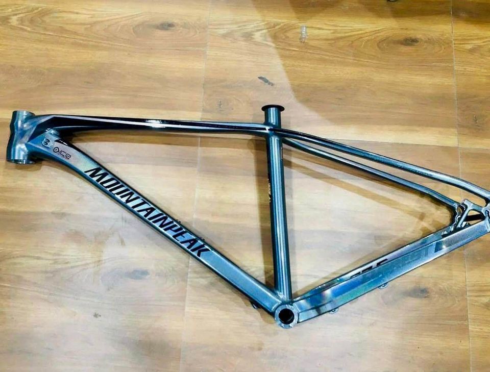 mountain peak everest frame 27.5