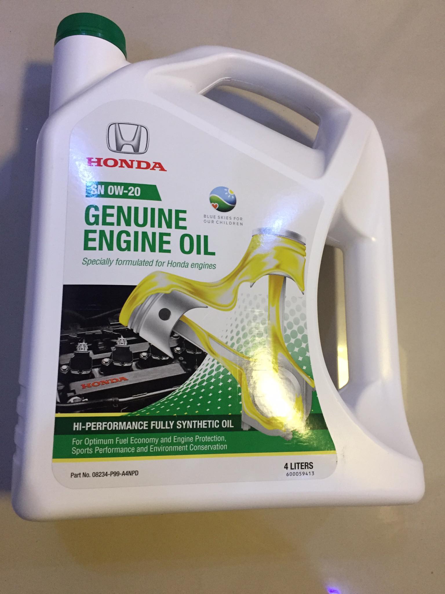 honda genuine ultimate full synthetic 0w-20 motor oil
