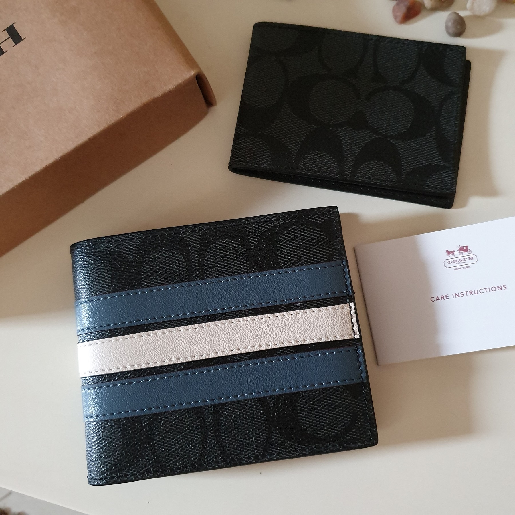 Best Seller Coach Men’s Slim Wallet F26072 3in1 BillFold in Signature Coated Canvas with