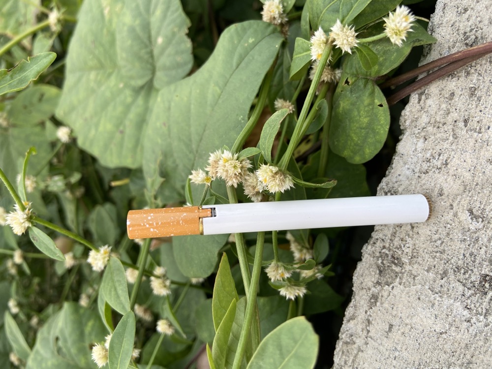 Kimigo Stick Lighter/Cute Unique Design Lighter Slim Pocket Lighter Refillable Marlboro Stick