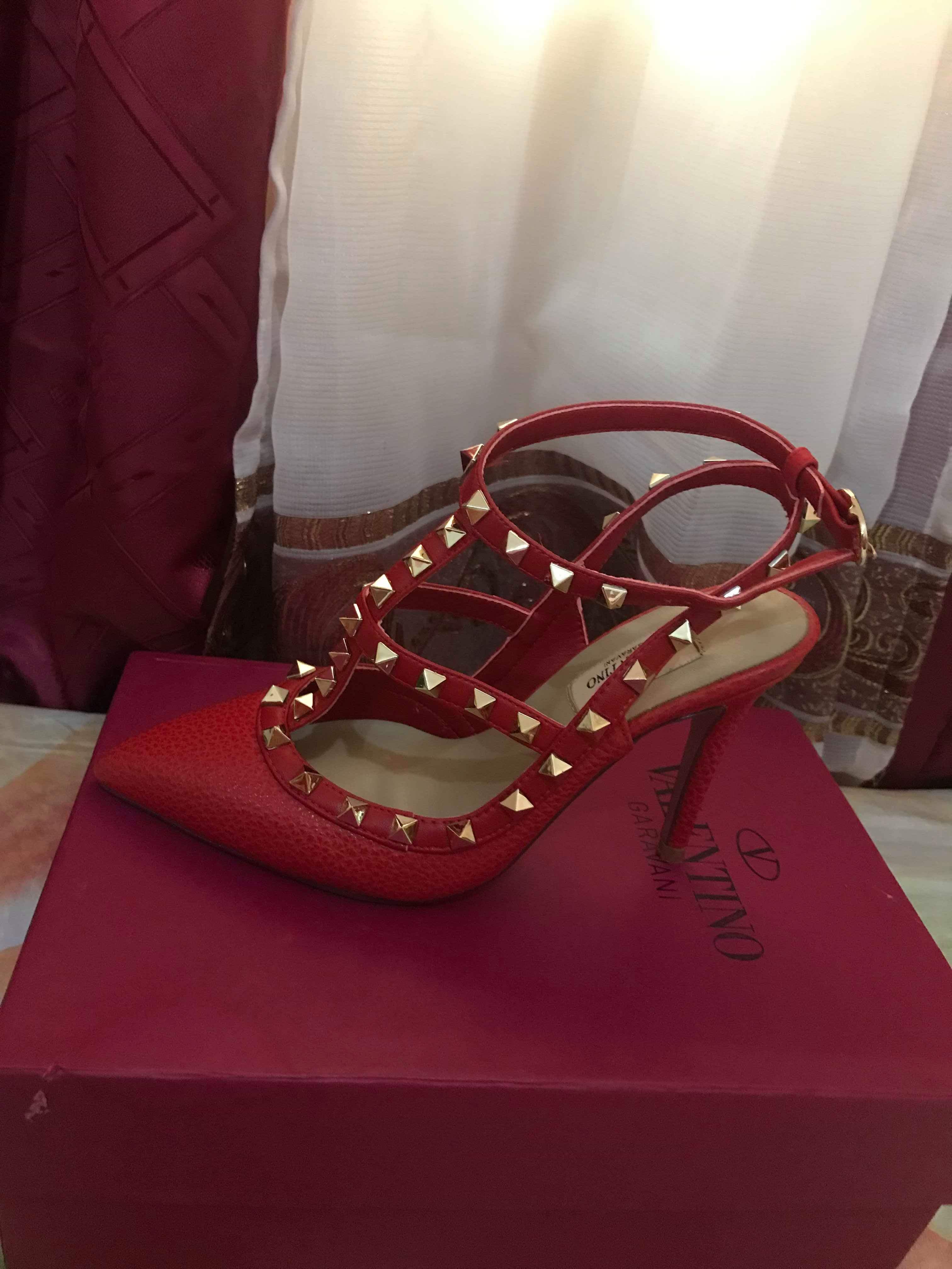bue som resultat Køre ud Women's Valentino Rockstud T-Strap Pump Heels (Red) | Lazada PH