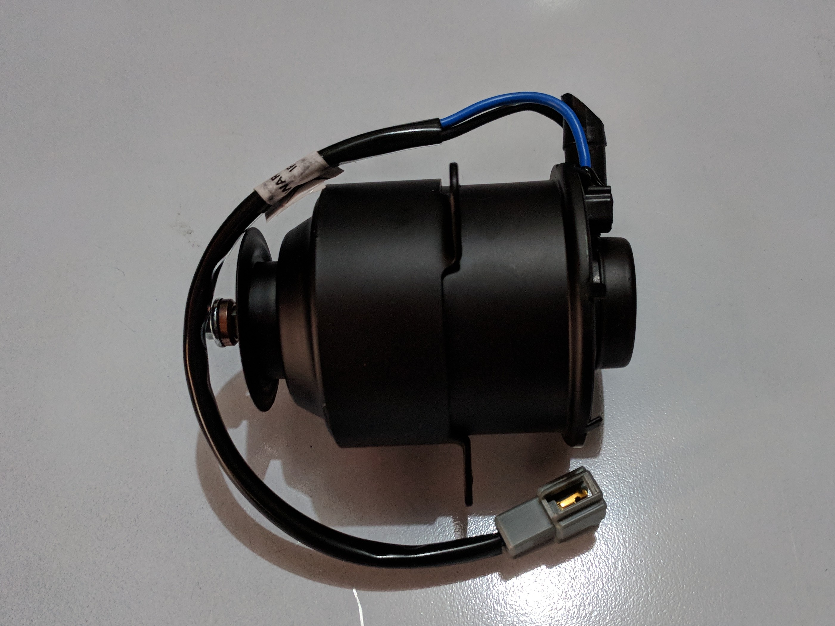 Mitsubishi Lancer "Pizza" (19972002) Fan Motor Radiator Fan Motor