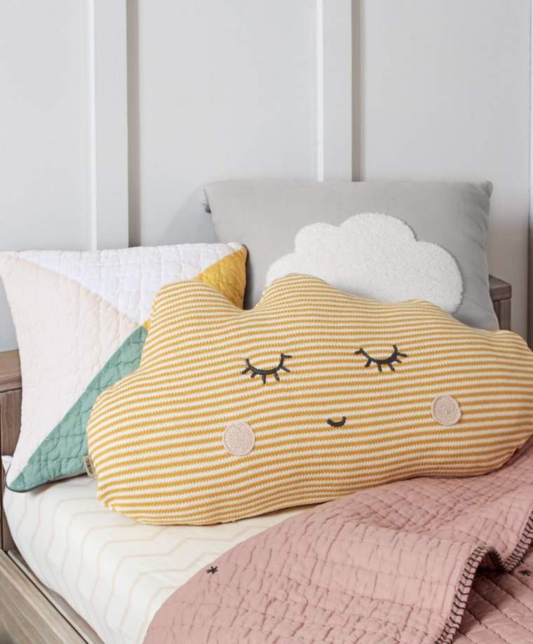 mamas and papas cushion