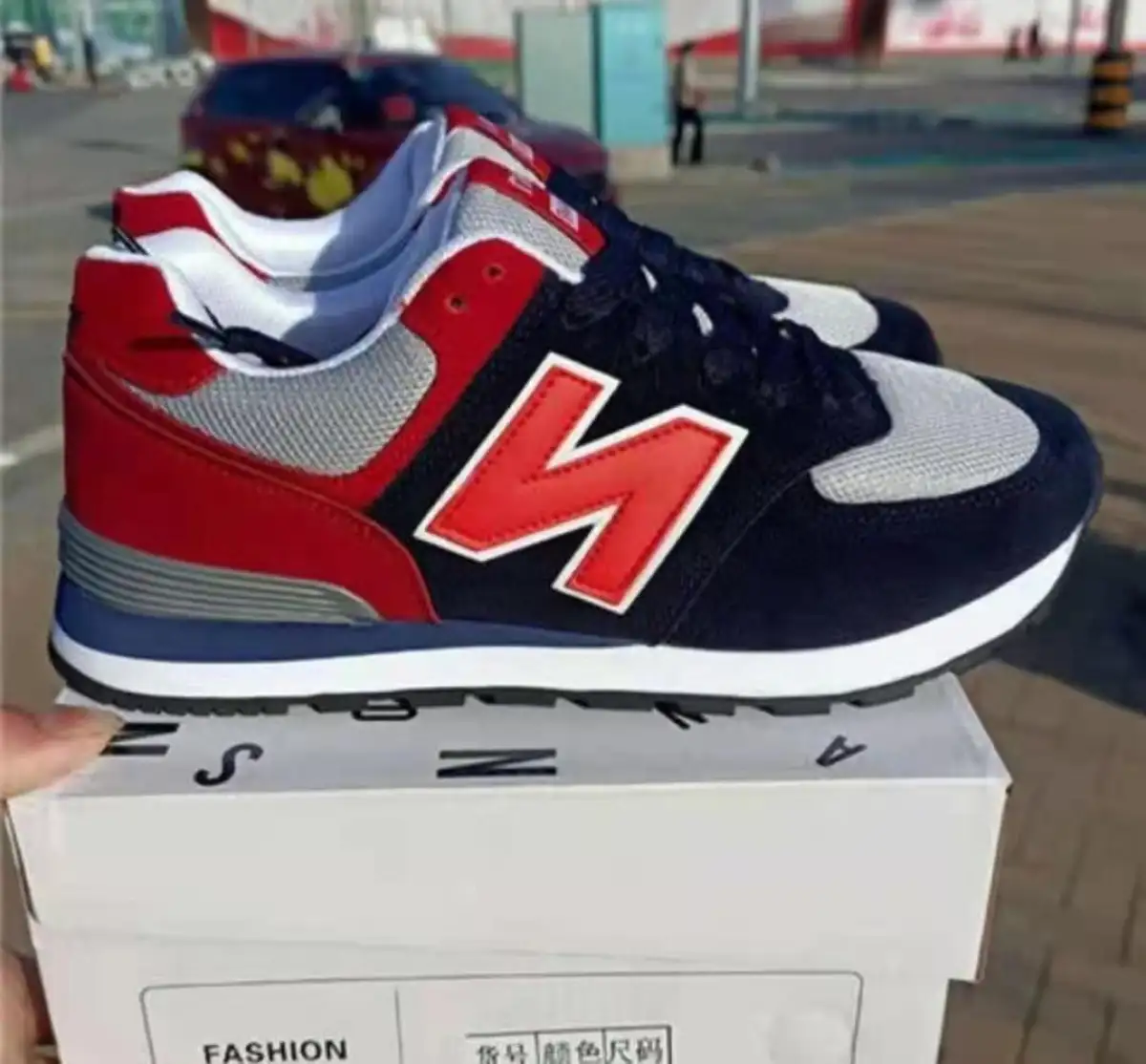 sports shoes new balance