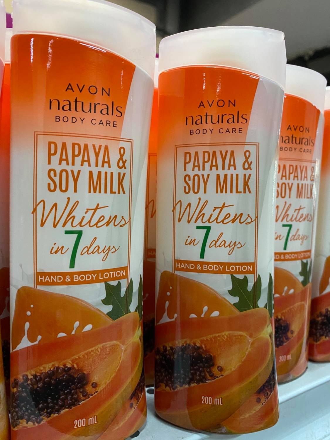 Avon Naturals Body Care Papaya And Soy Milk Whitening Hand And Body