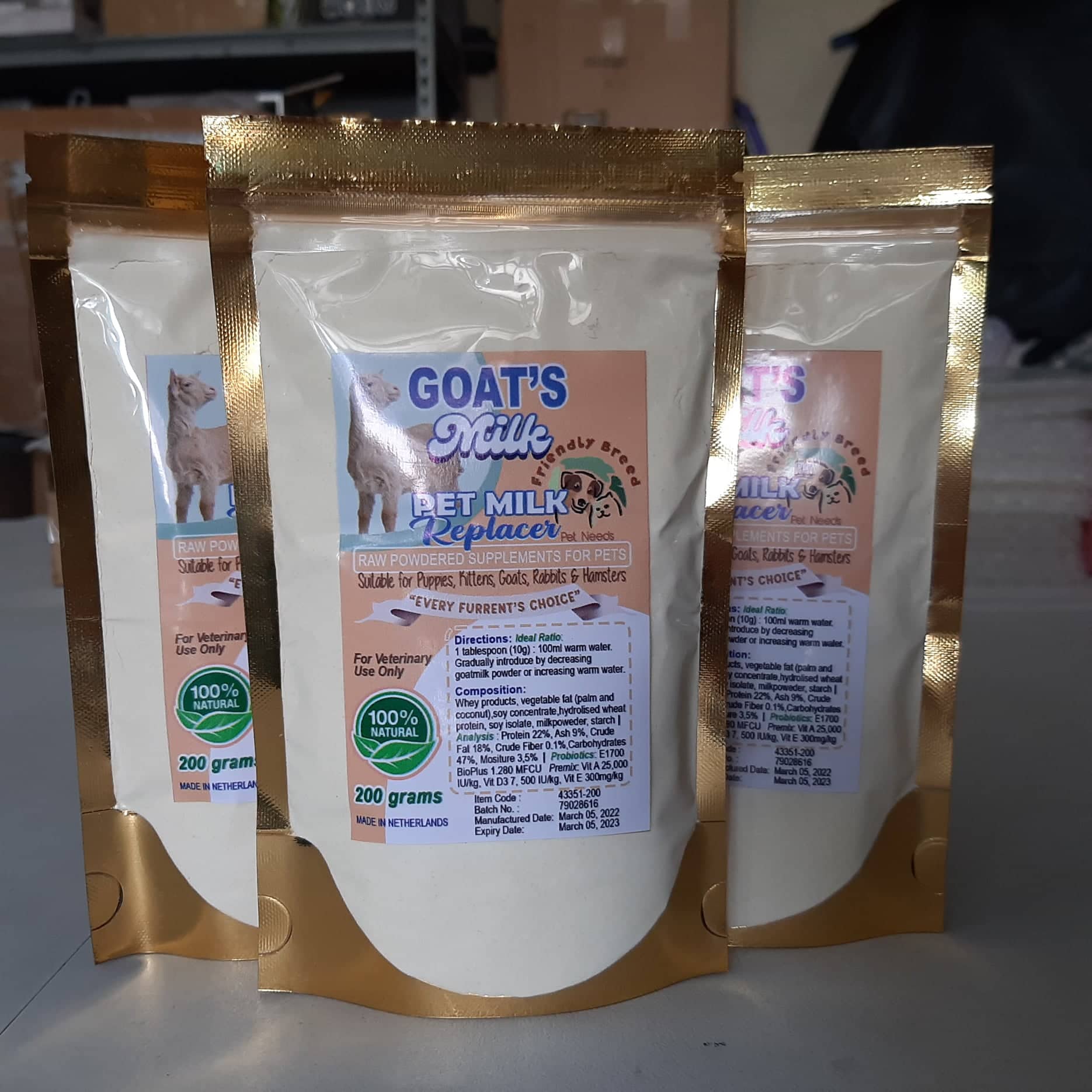Friendly breed Pet milkreplacer goats milk replacer for puppies