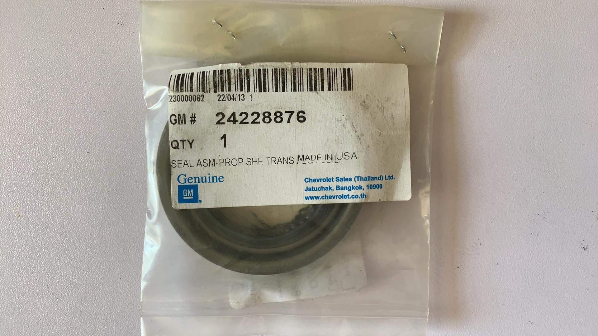 Propeller Transmission Output Shaft Oil Seal Genuine GM 24228876