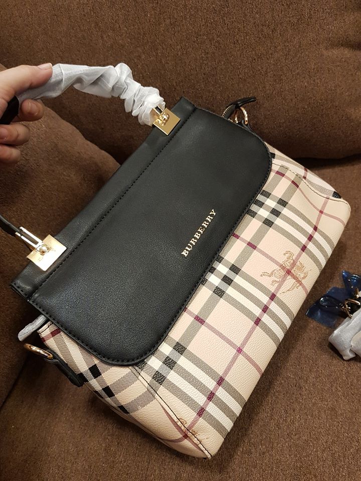 Burberry Fashion Handbag Two Way 