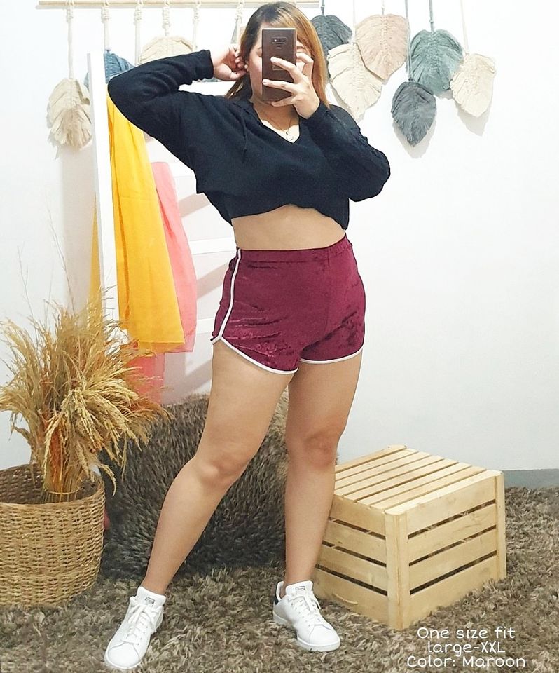 2xL Velvet Booty Shorts: Buy sell 