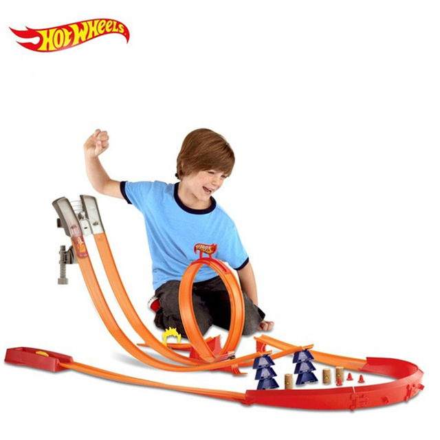 hot wheels super track pack play set