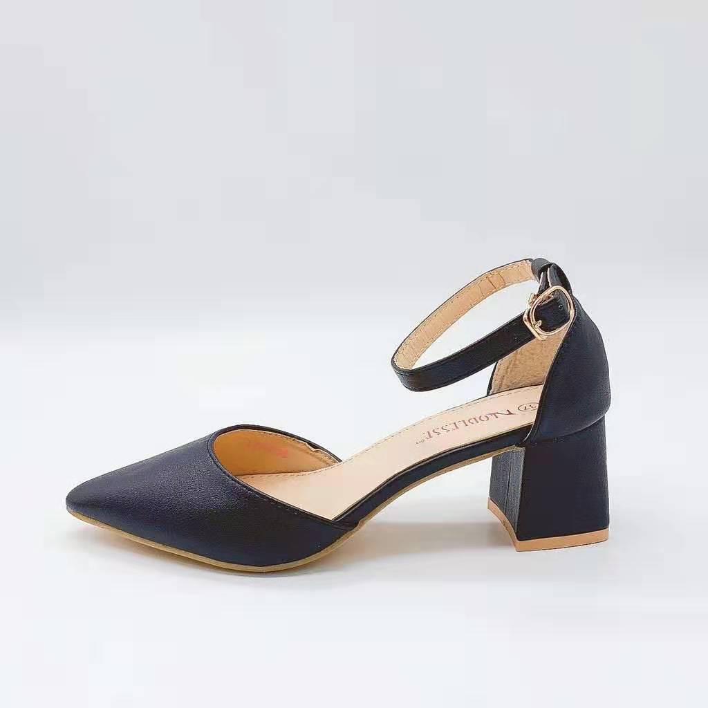 2.5 inch block heels