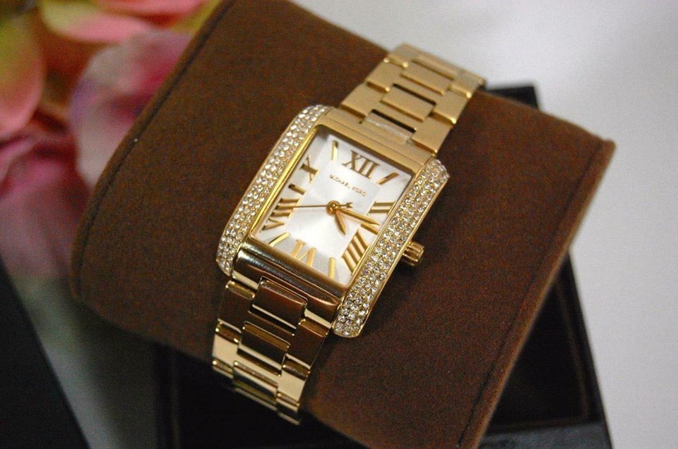 michael kors watches square face