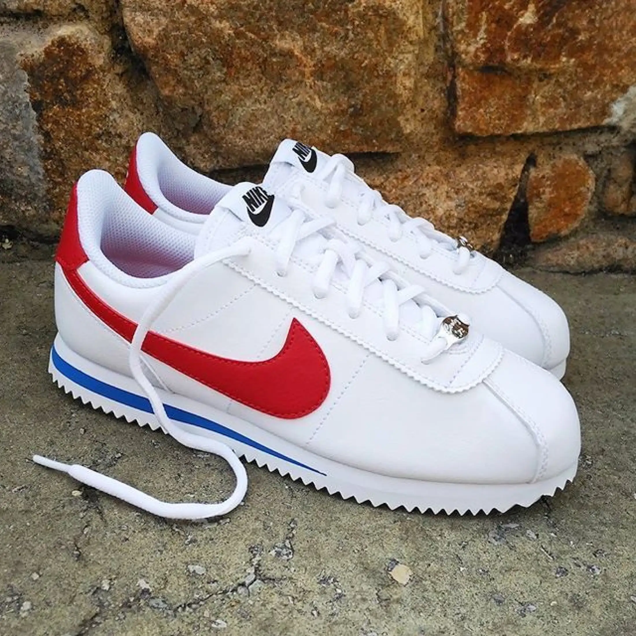 nike cortez shoelaces
