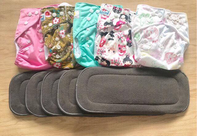 charcoal bamboo inserts against skin