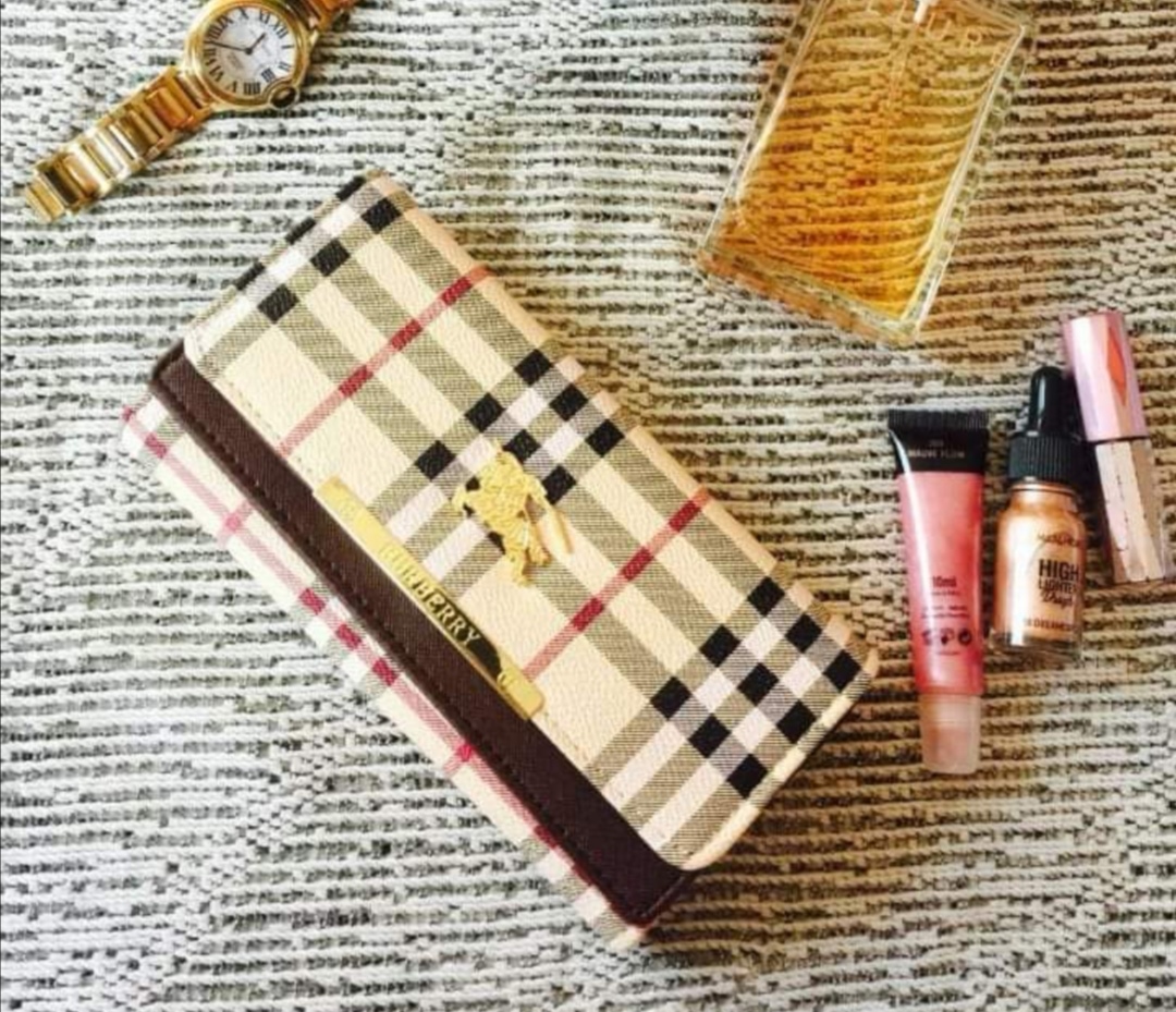 burberry passport holder women's
