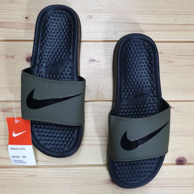 sandals nike for women